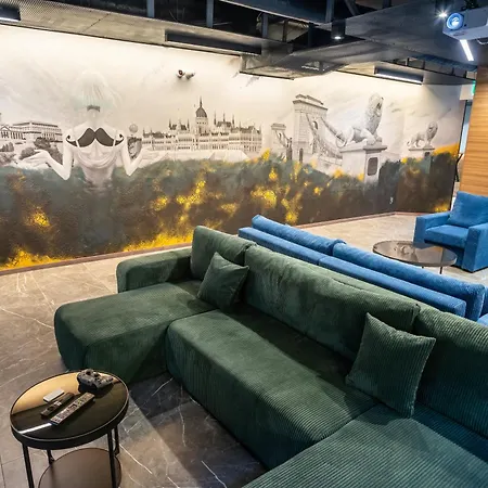 Хостел Mustache *