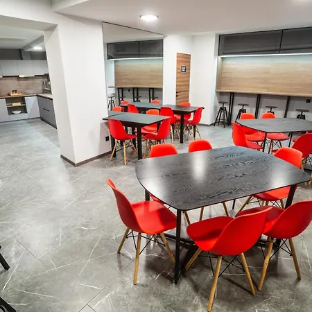 Mustache * Будапешт